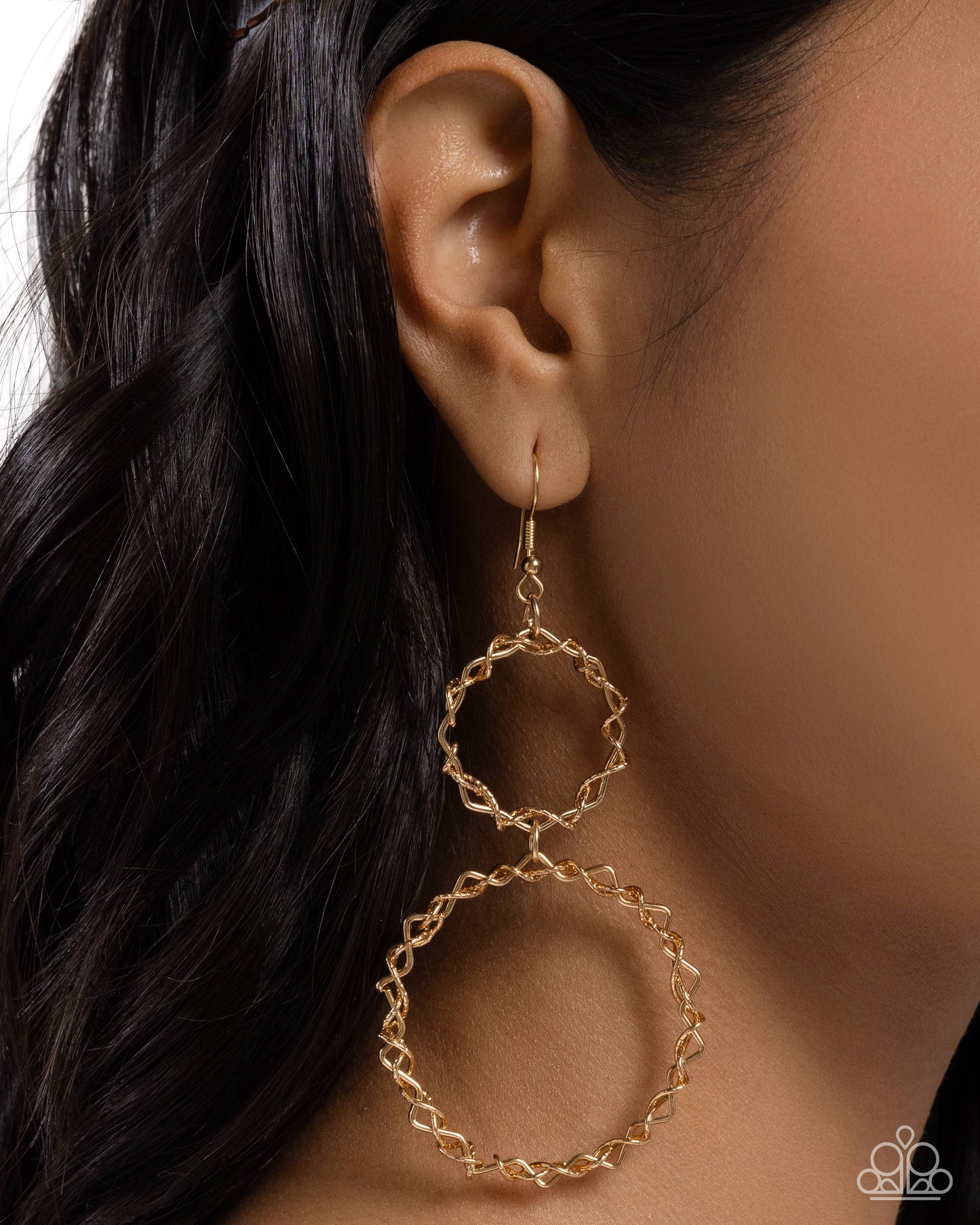 Twist of FABULOUS - Gold | Luxe Gewelz By Nikesha